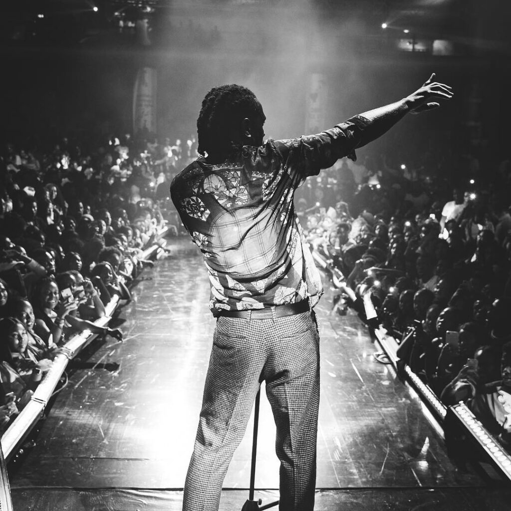 buchwithlenses 47328409 2292192571014369 5197288721357234928 n