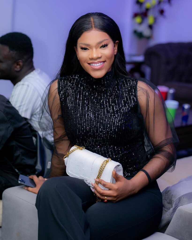 tiishaofficial 129457779 376113310121414 3892129014290943754 n