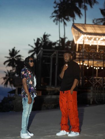 r2beesmusic CWaJd14MIII 1