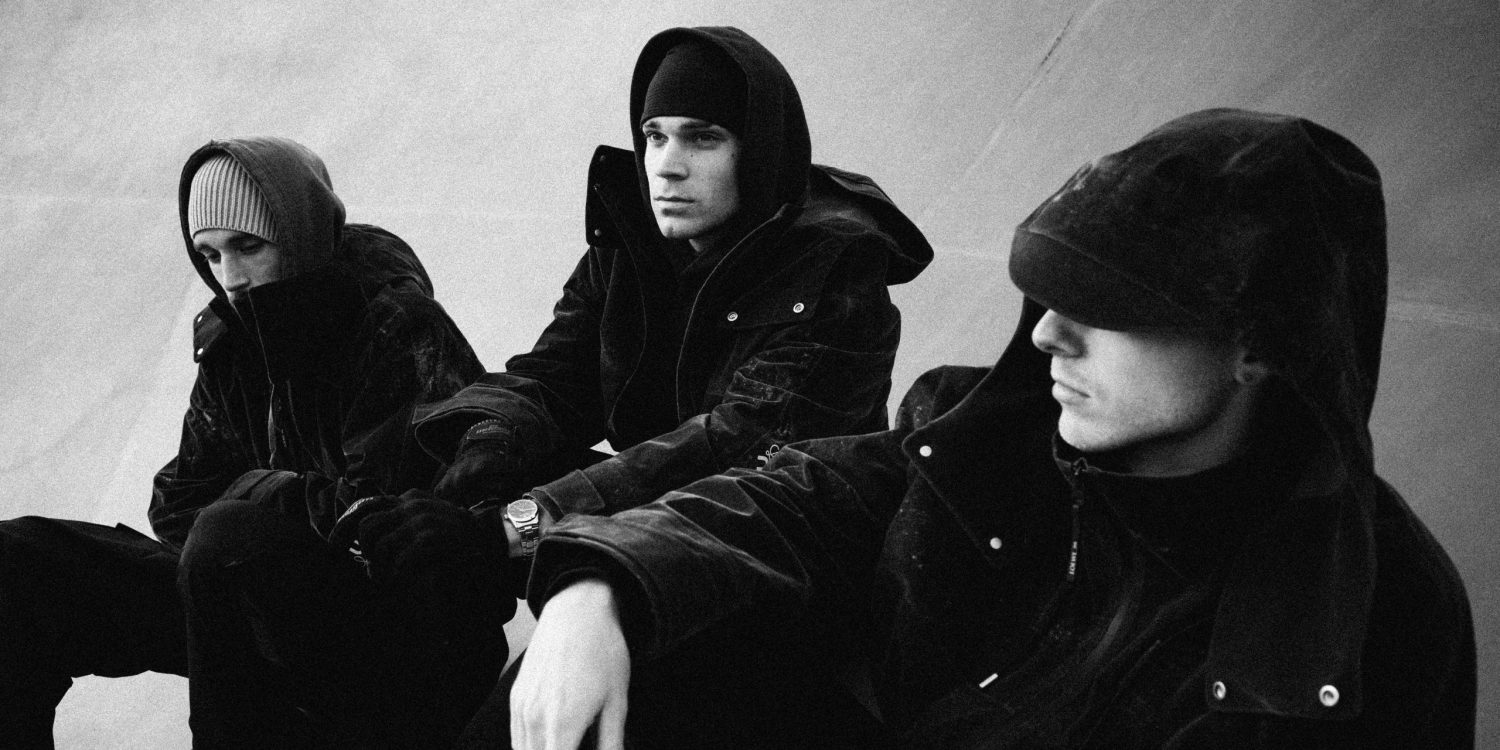 255 BANDOFBROTHERS 07