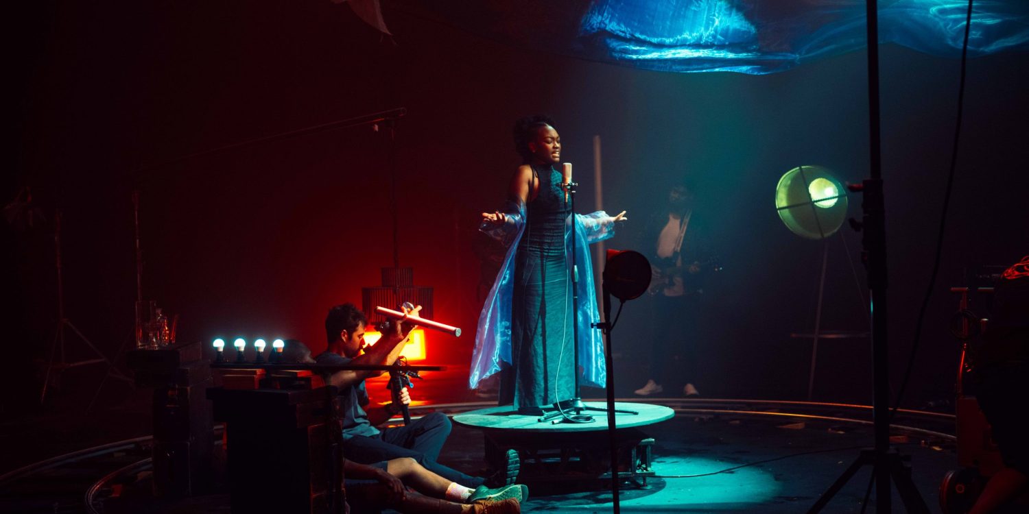 BTS Take Me Home Hana Sho 12.jpg